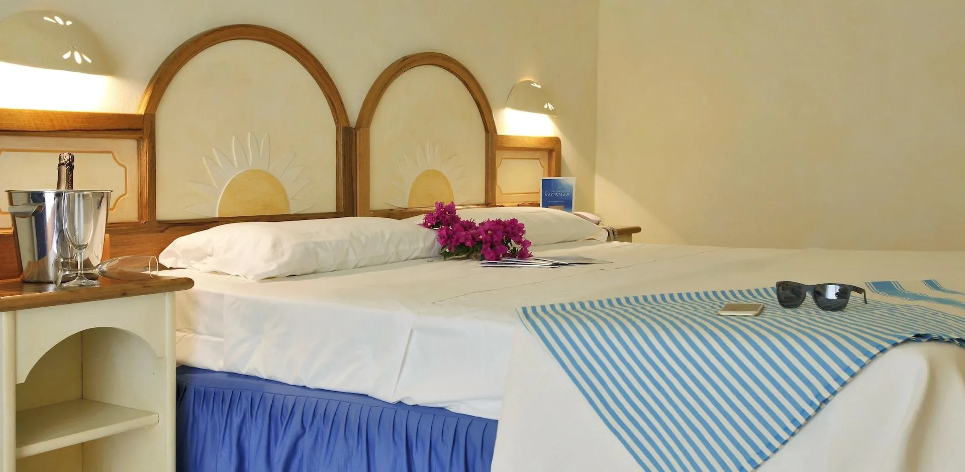 Club Esse Posada Beach Resort Palau