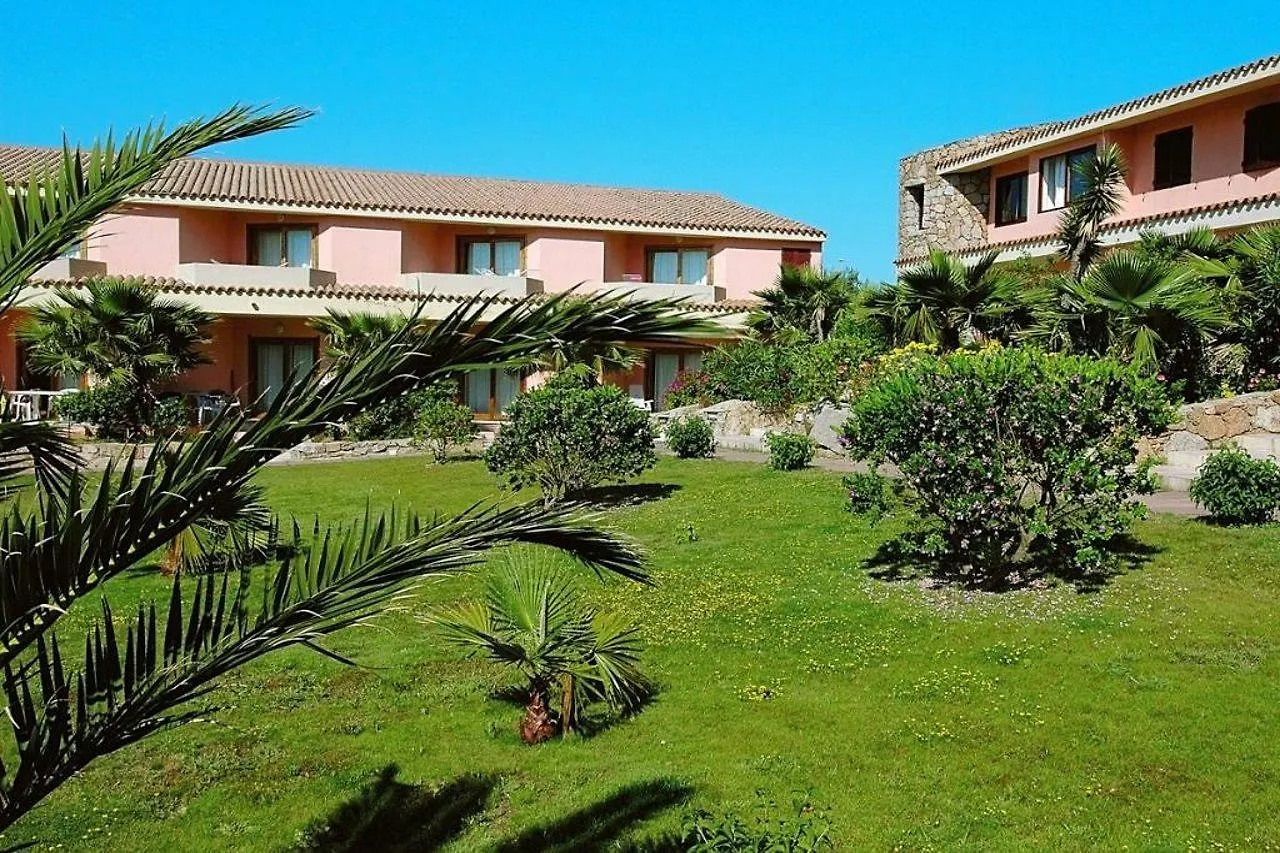 Club Esse Posada Beach Resort Palau 4*,