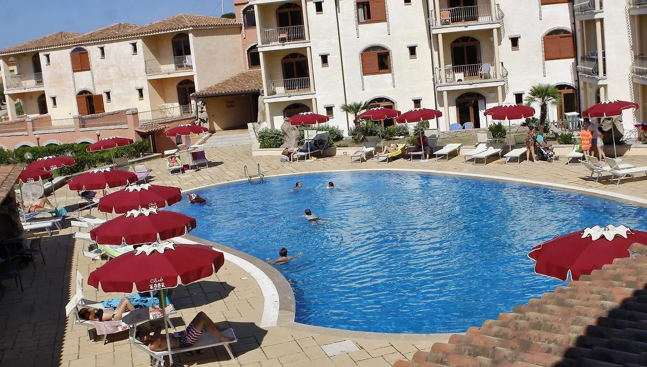 Club Esse Posada Beach Resort Palau 4*,